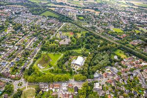 Luftbildaufnahme des Berliner Parks von Hans Blossey